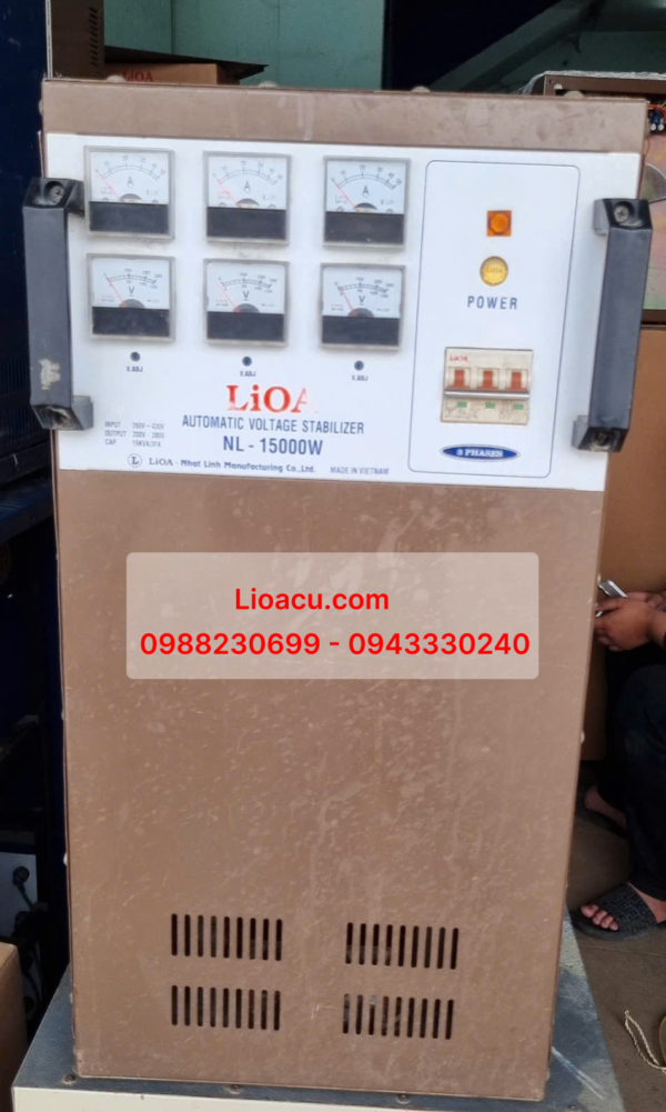 Ổn Áp Lioa 3 Pha 15kVA NL-15000W – Màu Nâu Nguyên Bản, Bền Bỉ Cho Nhà Xưởng