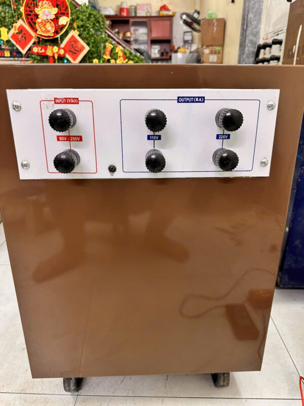 Ổn Áp Lioa 1 Pha 30kVA DRI-30000 – Hàng Bày Mẫu Thanh Lý